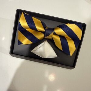Michelsons of London Navy and Gold Striped Bow Tie & Pocket Square 100% Silk NIB